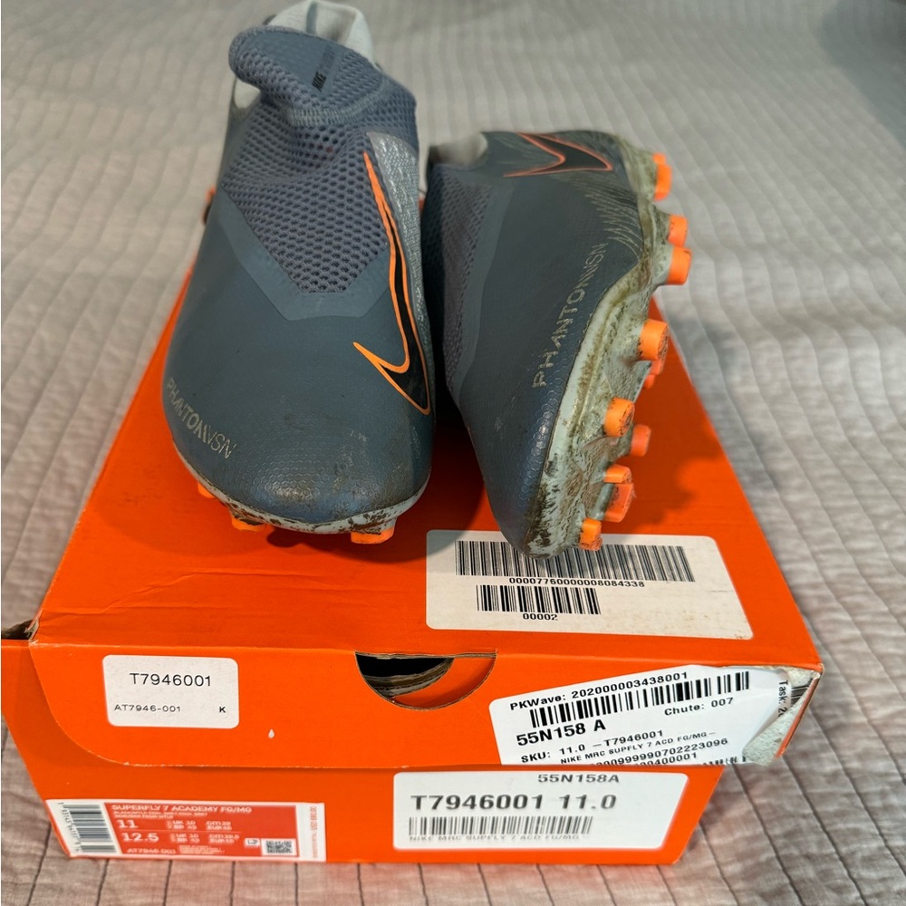 Men’s Nike soccer cleats